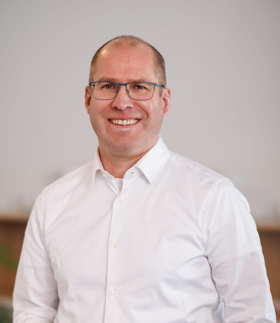 <small>Dipl.-Ing. (FH)</small><br/>Jens Gelzenleuchter